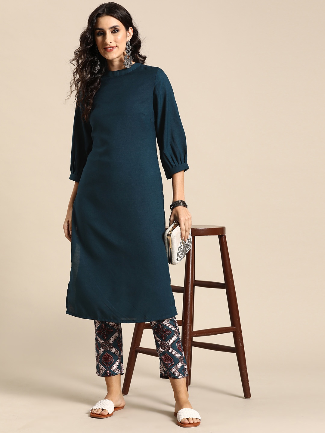 

Sangria Women Solid Kurta with Trousers, Teal