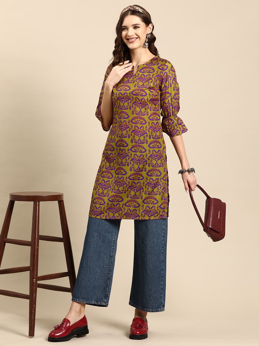 

Sangria Ethnic Motifs Print Bell Sleeves Kurta, Olive