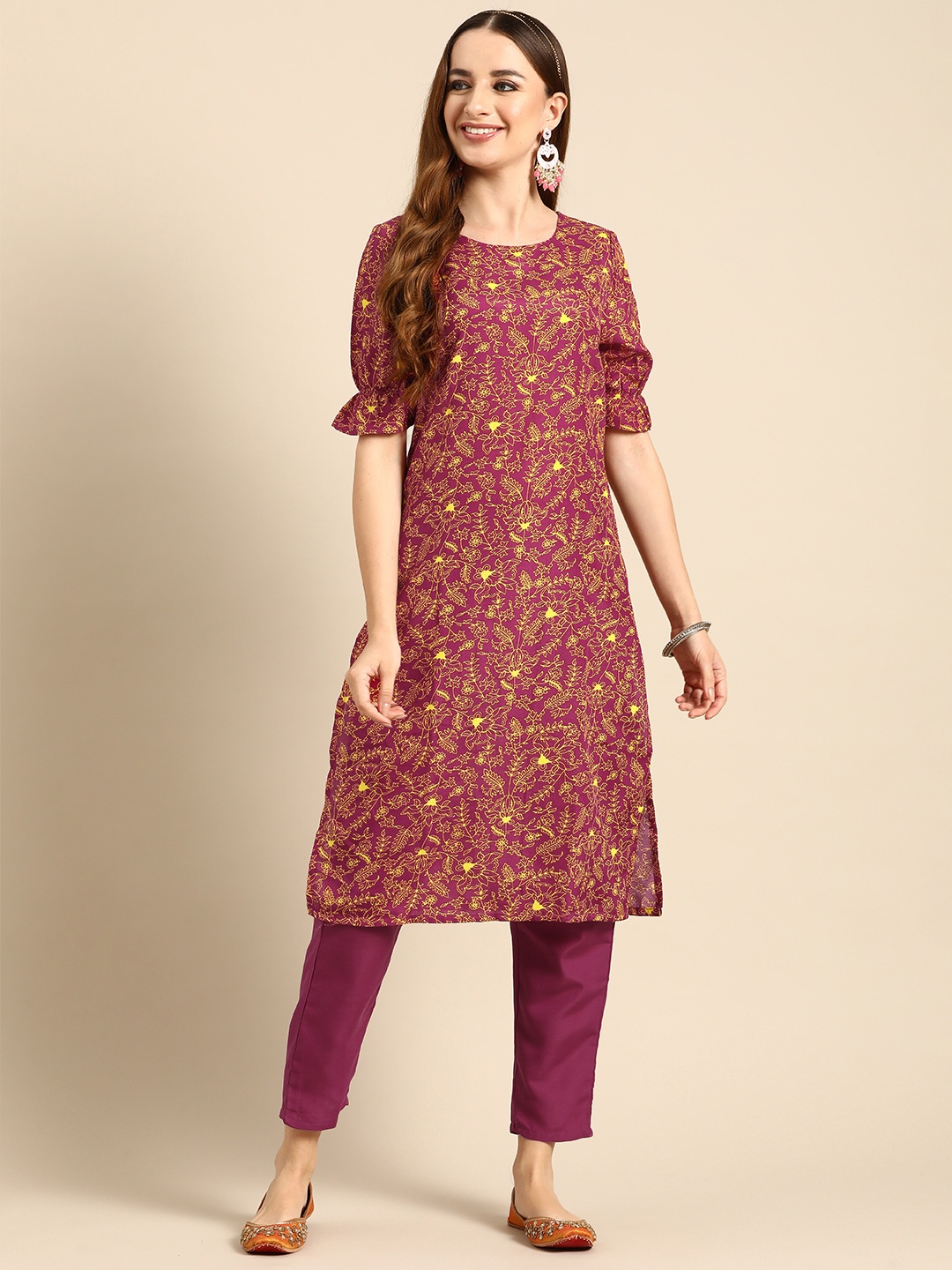

Sangria Floral Print Regular Kurta with Trousers, Purple