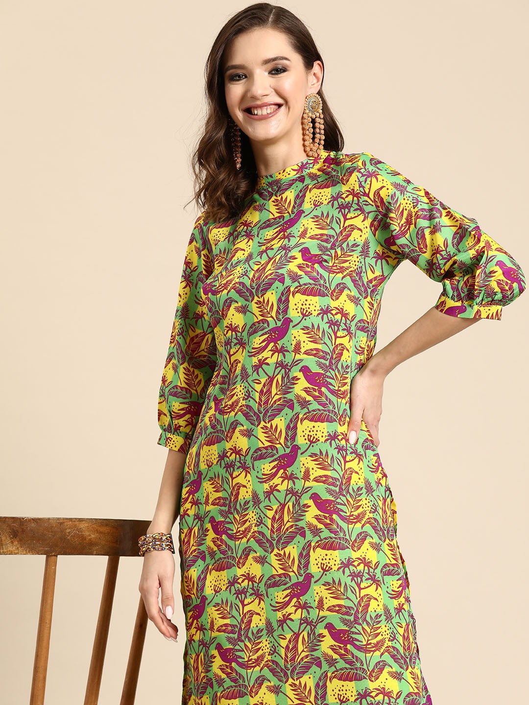 

Sangria Women Printed Kurta with Trousers, Yellow