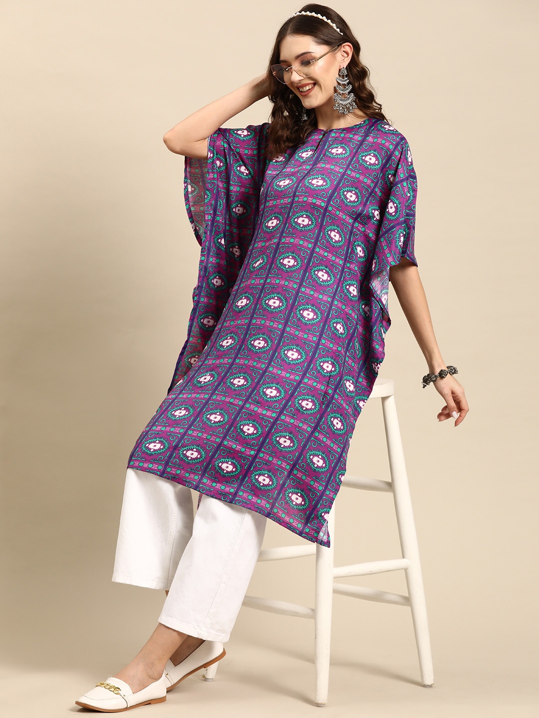 

Sangria Printed Keyhole Neck Kaftan Kurta, Magenta