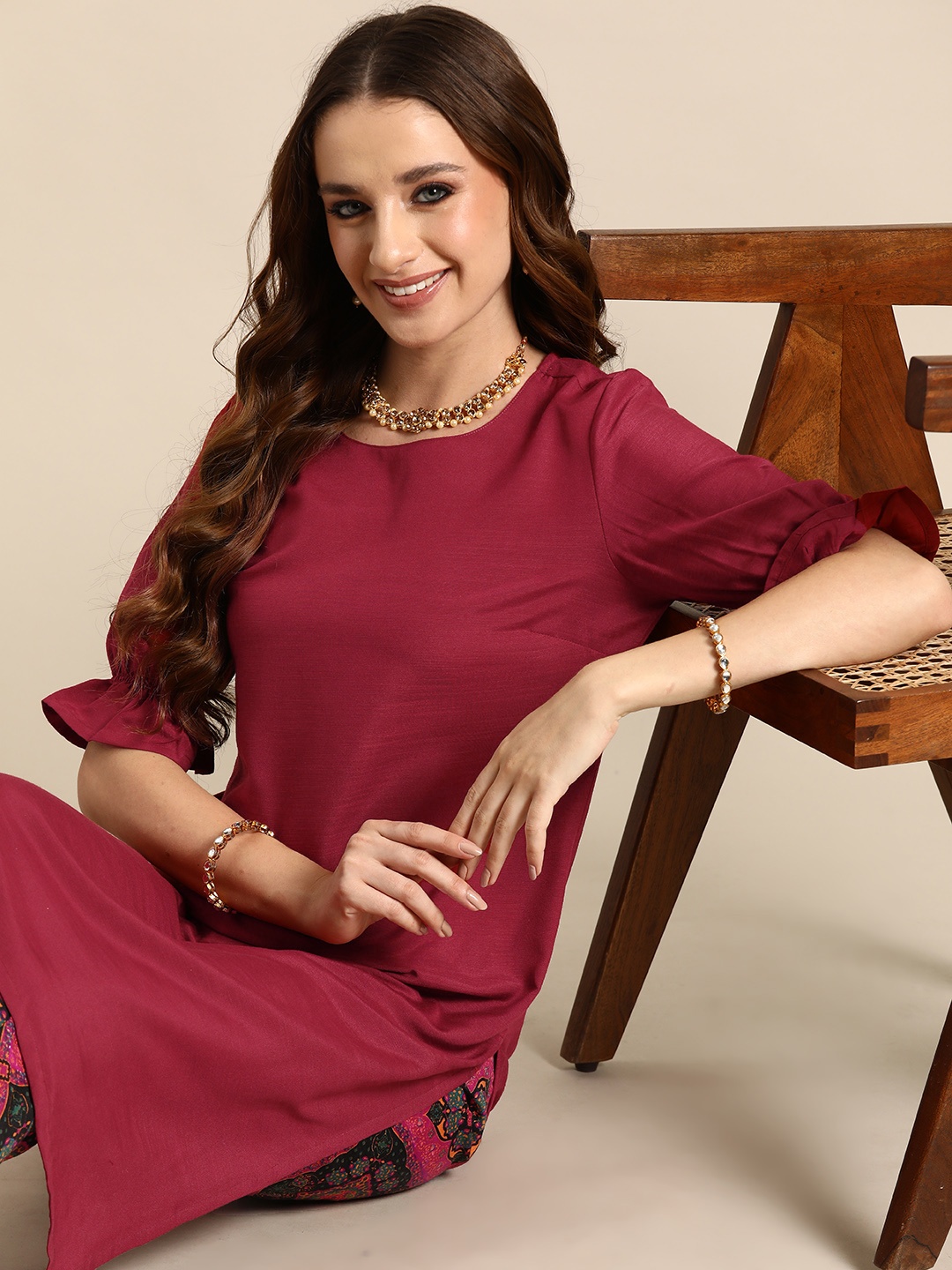 

Sangria Women Solid Kurta with Trousers, Pink