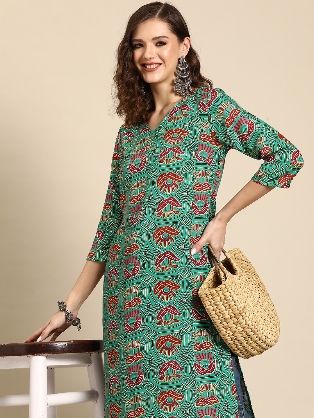 

Sangria Floral Printed Straight Kurta, Green