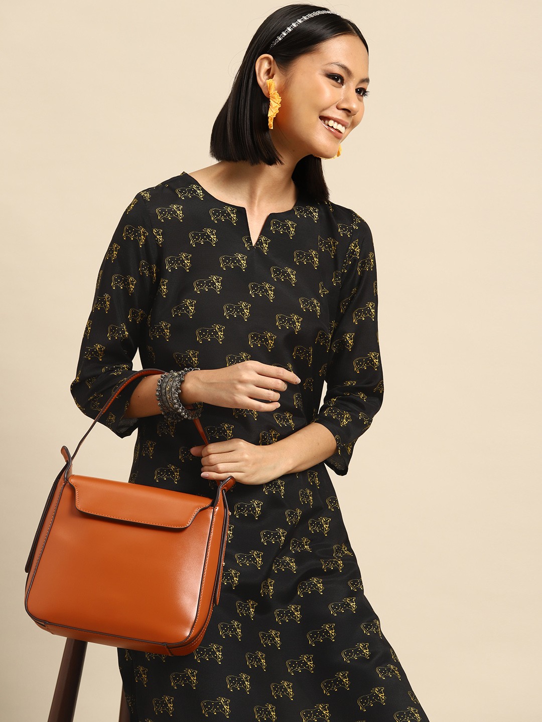 

Sangria Quirky Print Straight Kurta, Black