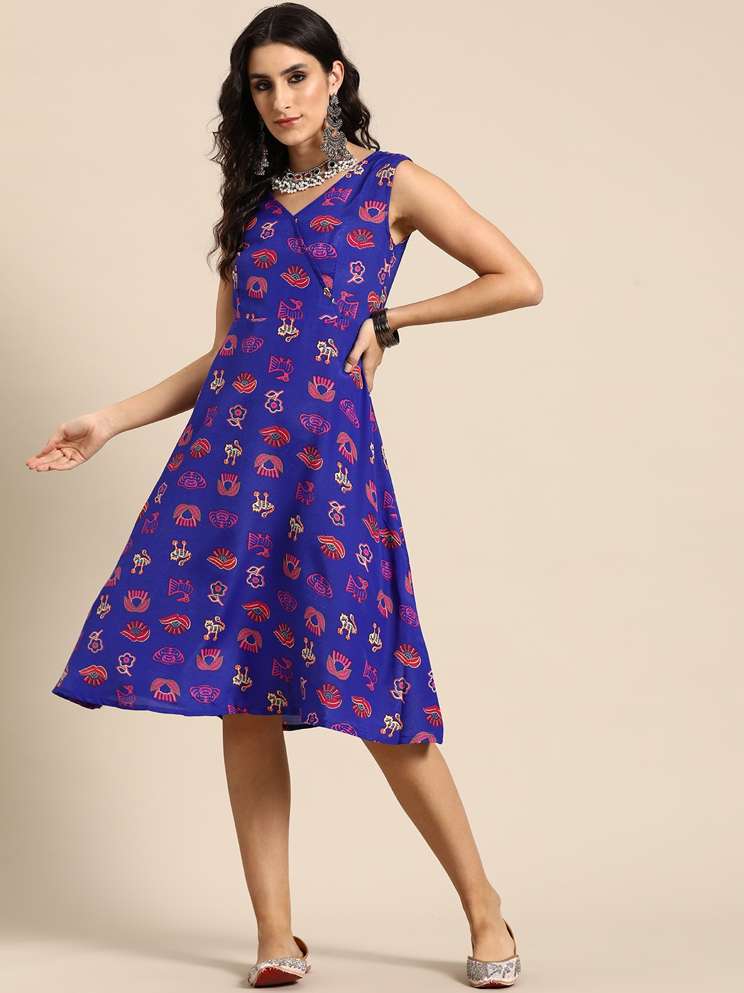 

Sangria Ethnic Motifs Printed Wrap A-line Dress, Blue