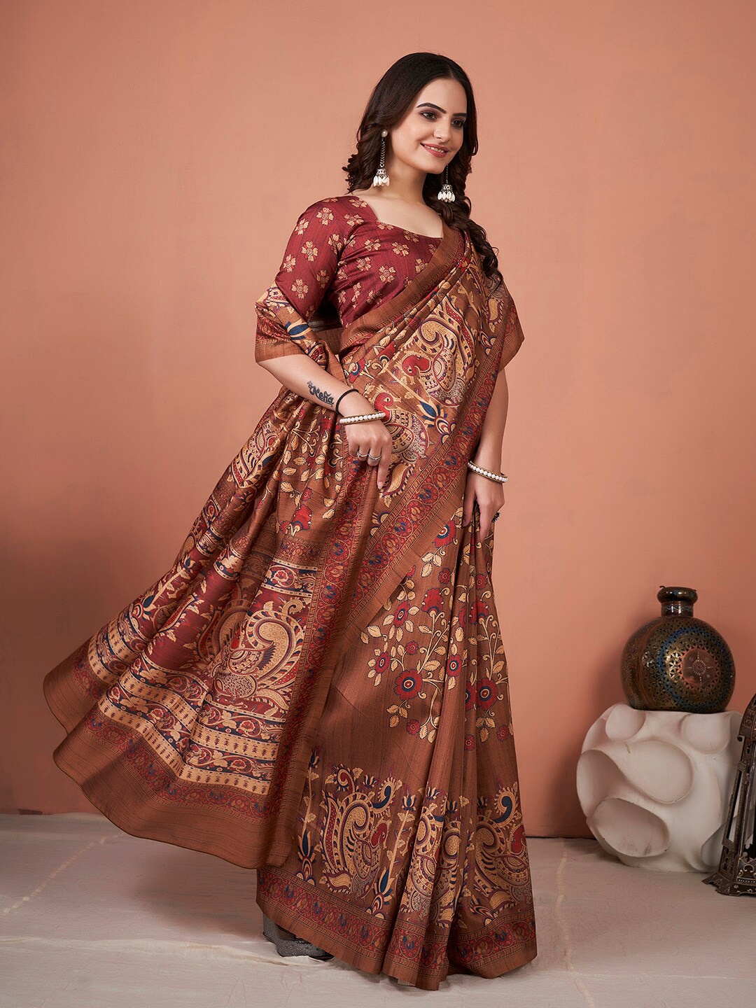 

Mitera Brown & Maroon Kalamkari Print Pochampally Saree