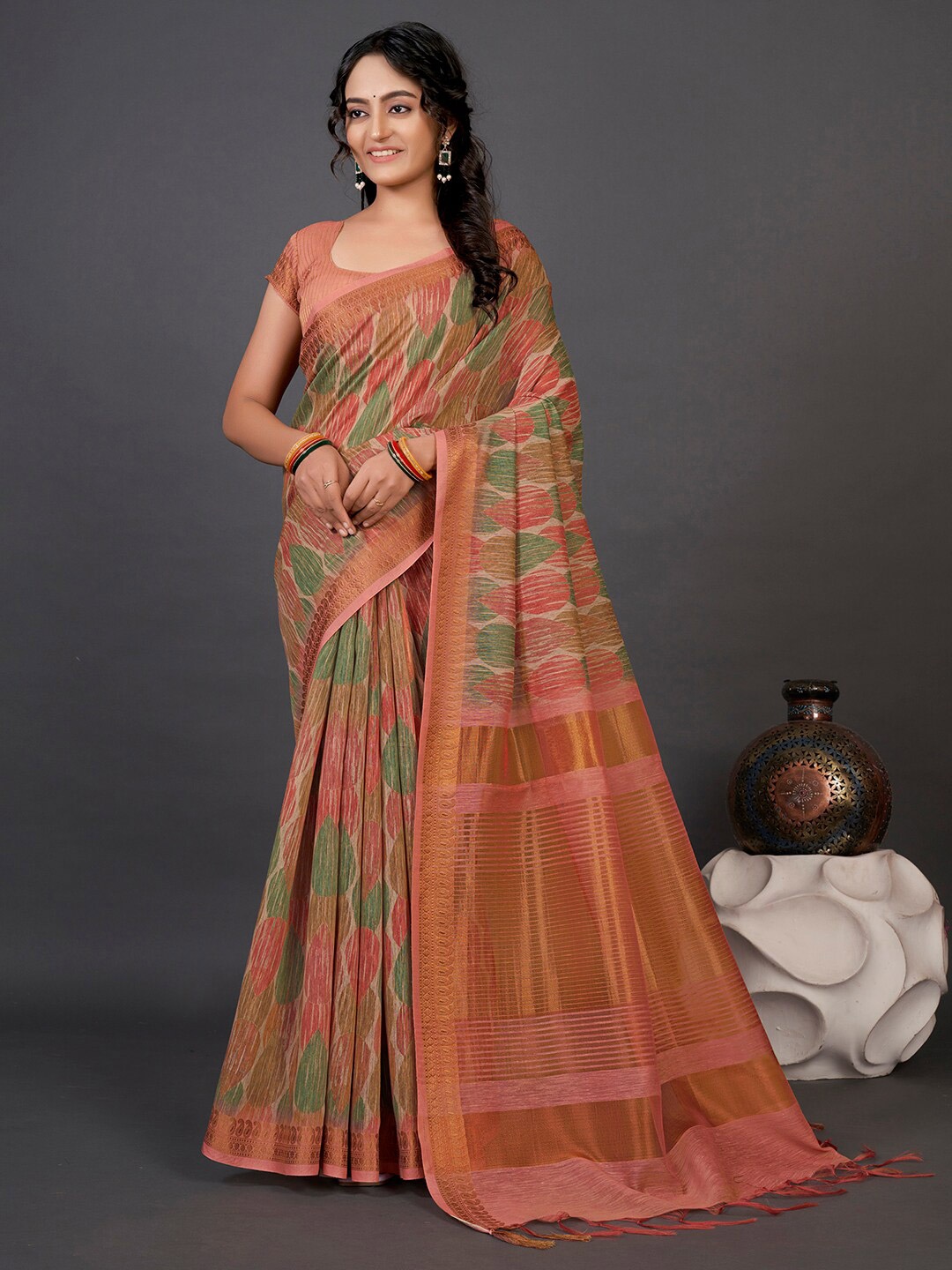 

Mitera Peach-Coloured & Green Woven Design Zari Silk Cotton Sungudi Saree