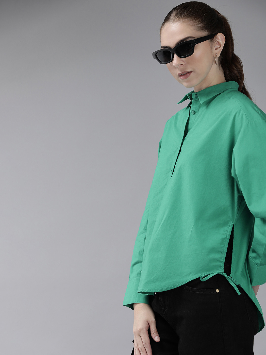 

Roadster Women Solid Opaque Pure Cotton Casual Shirt With Side Tie-Ups Detail, Green