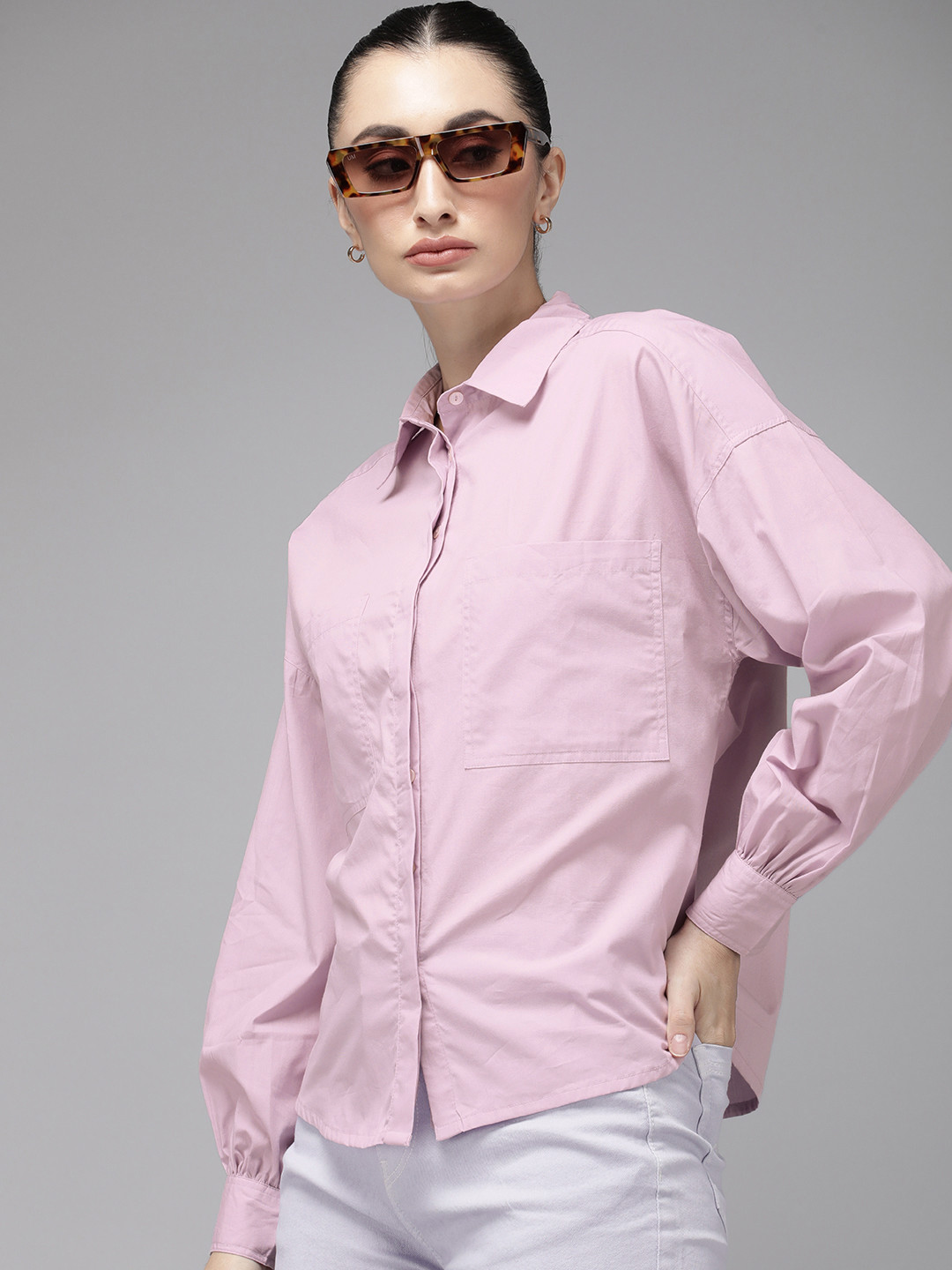 

The Roadster Life Co. Solid Boxy Fit Pure Cotton Casual Shirt, Lavender