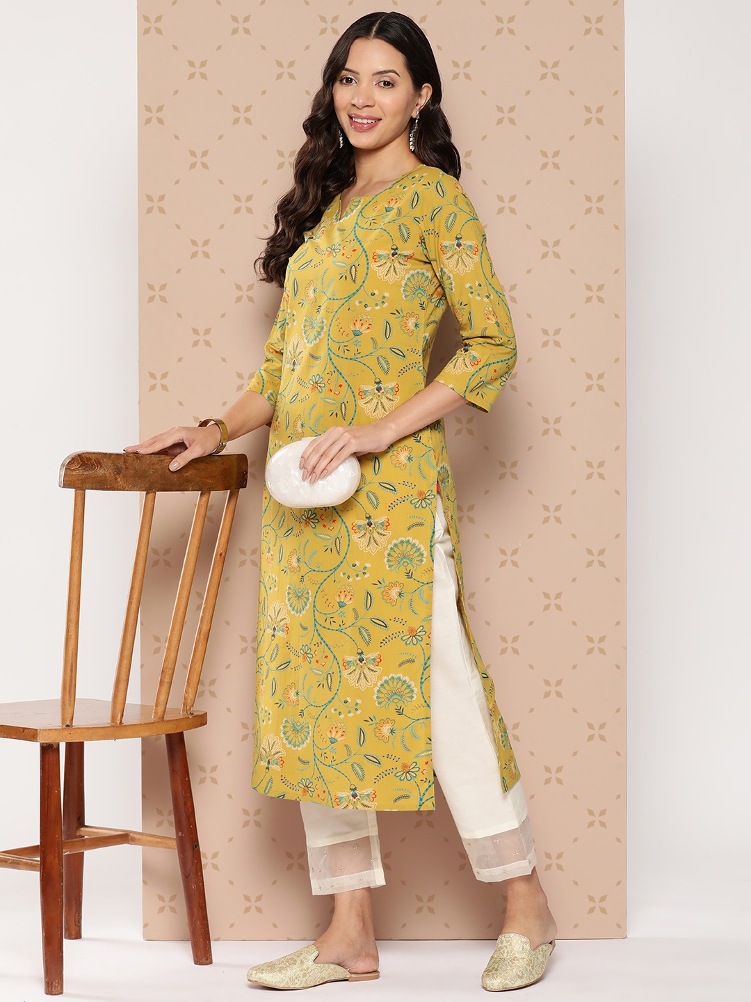 

Varanga Floral Printed Pure Cotton Kurta, Yellow