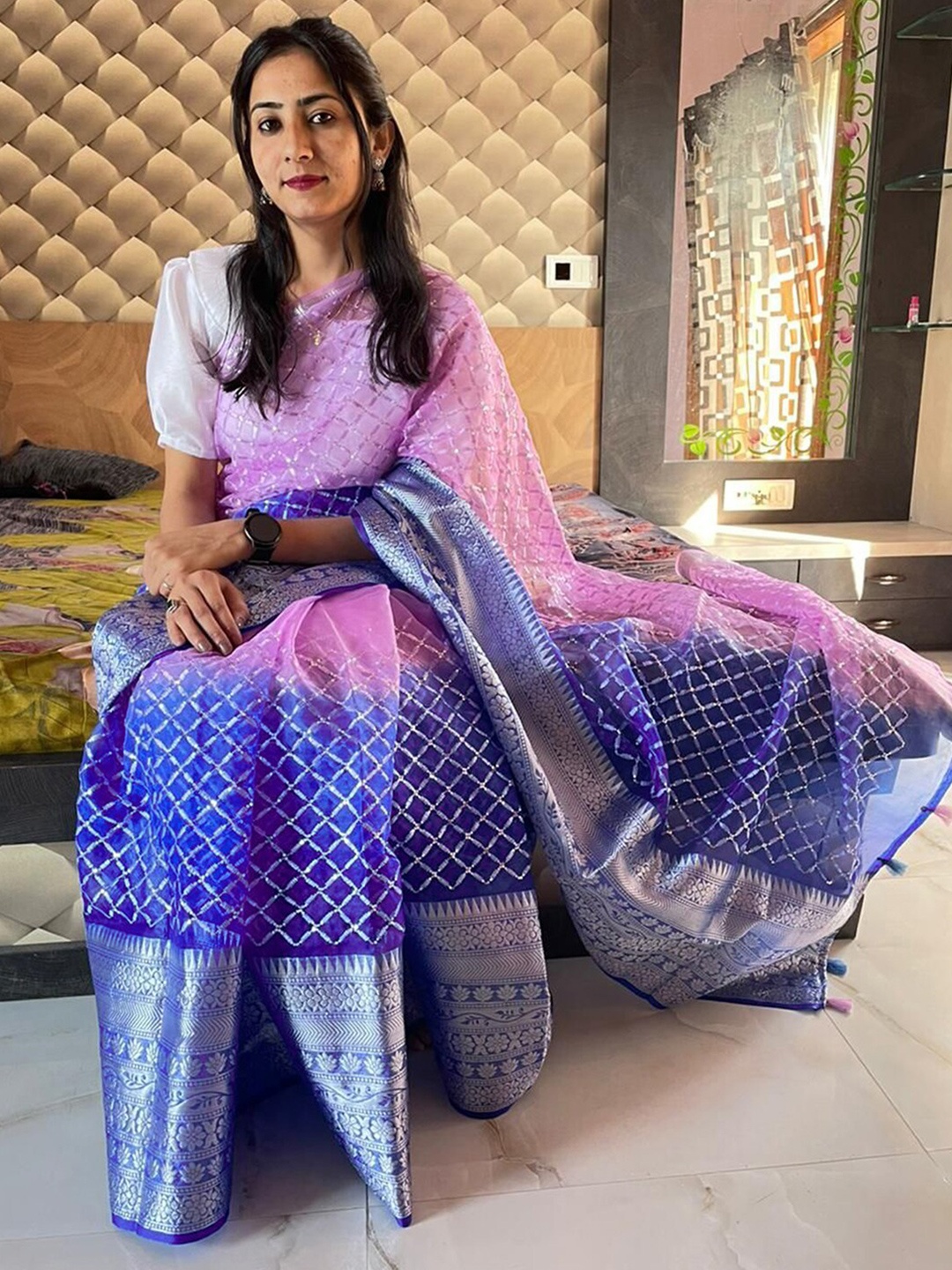 

Mitera Pink & Blue Embellished Sequinned Organza Saree