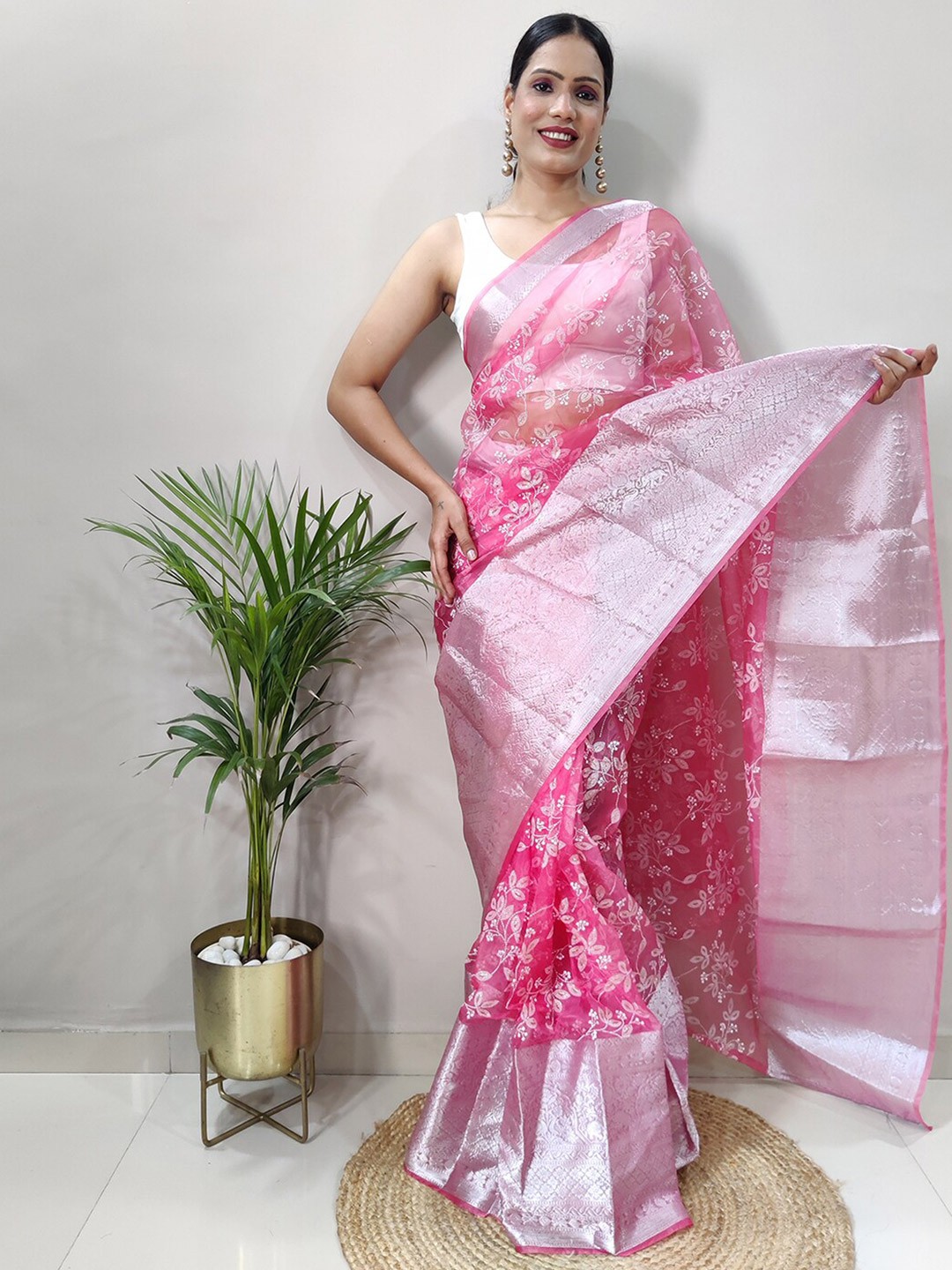 

Mitera Pink & Silver-Toned Floral Zari Jacquard Organza Saree