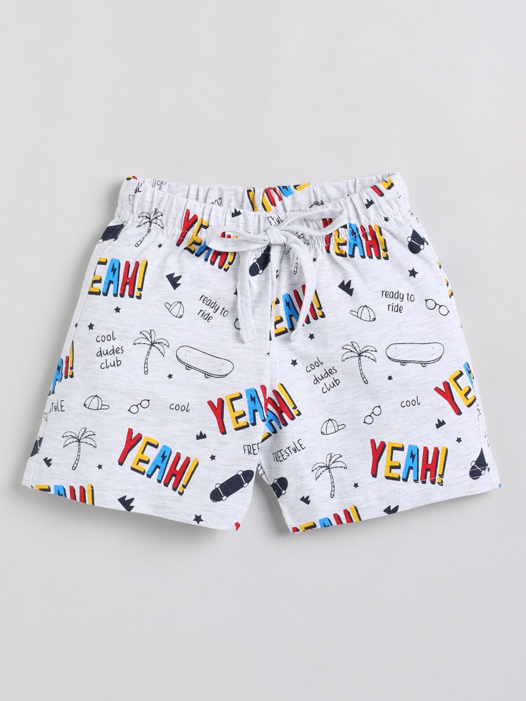 

Ginie Boys Typography Printed Slim Fit Mid-Rise Cotton Shorts, White