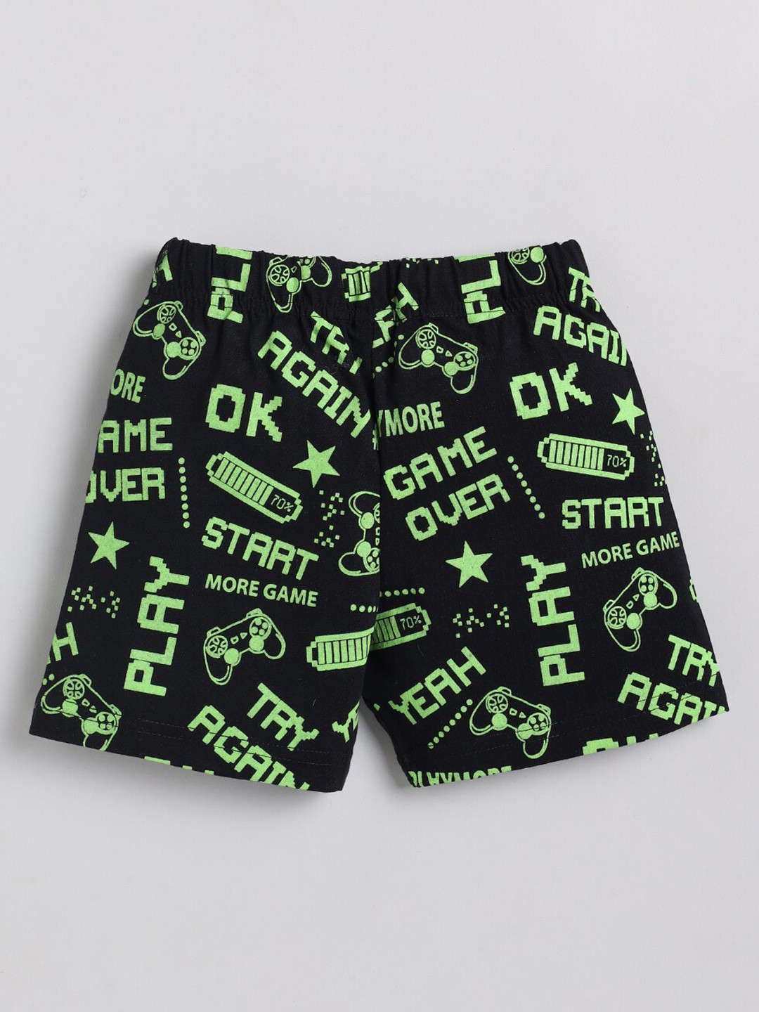 

Ginie Boys Mid Rise Conversational Printed Cotton Slim Fit Shorts, Black