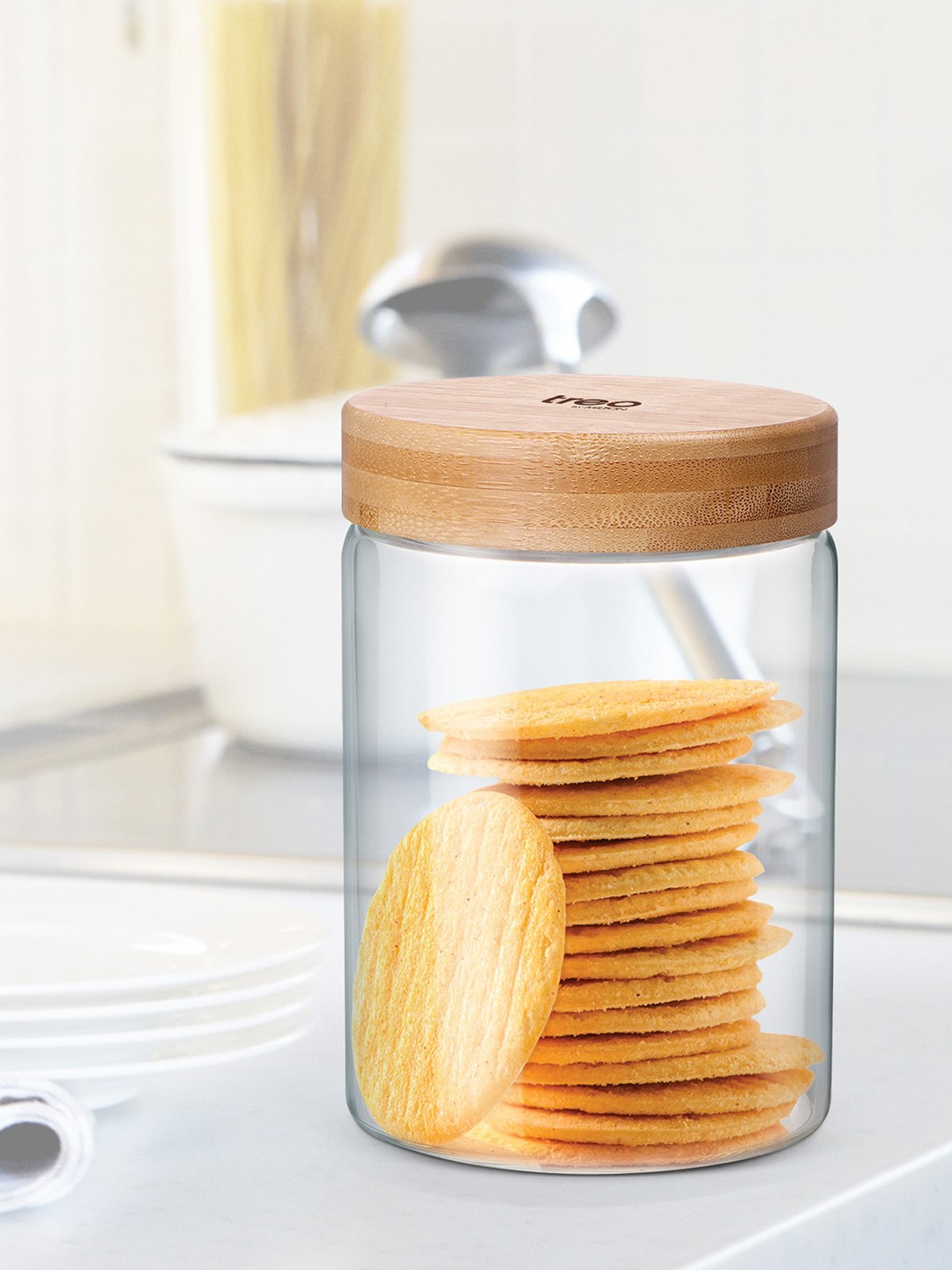 

Treo Hi Borosilicate Round Jar With Wooden Lid - 850 ML, Transparent