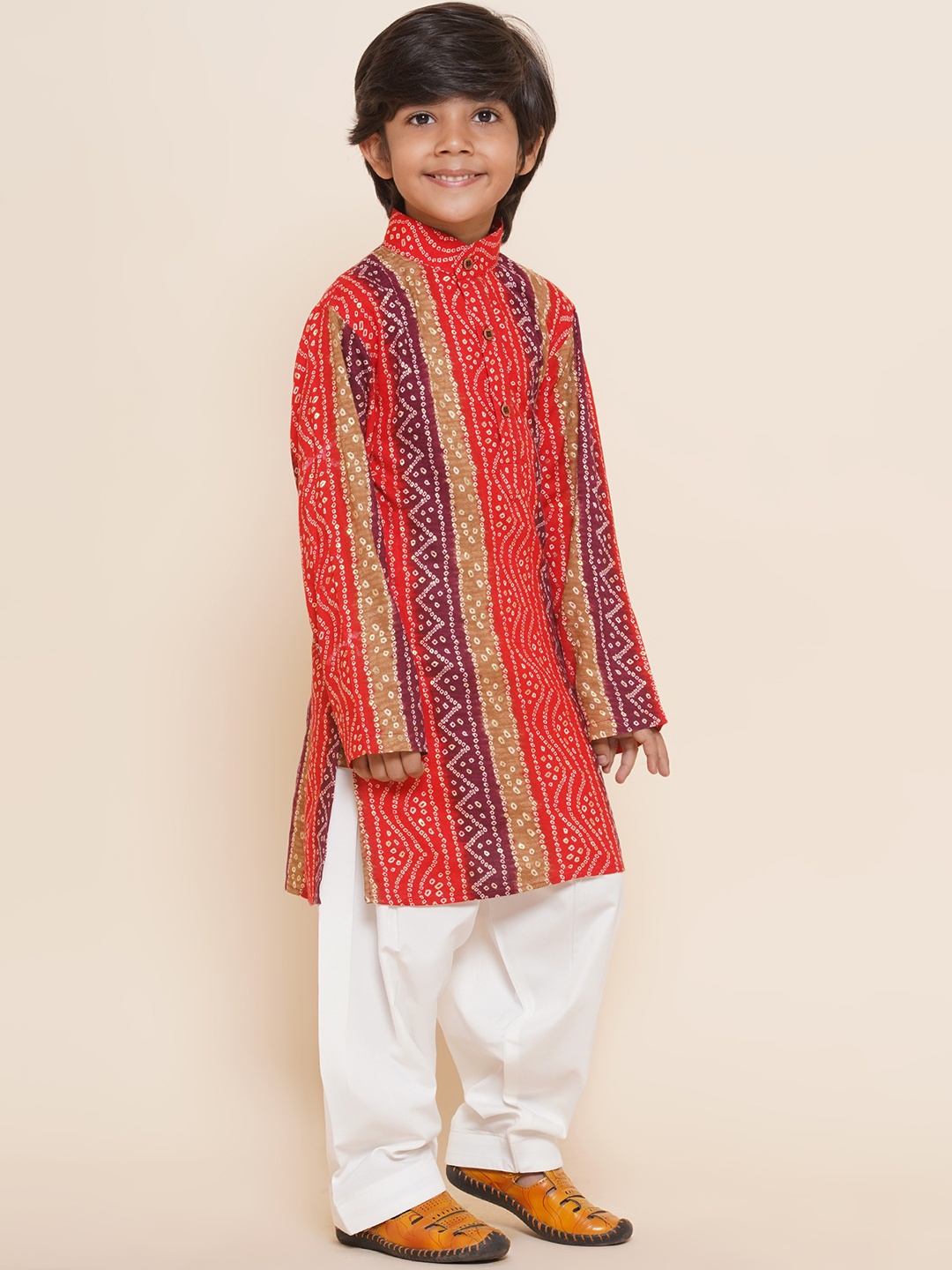 

Aj DEZInES Boys Bandhani Printed Regular Pure Cotton Kurta with Salwar, Red