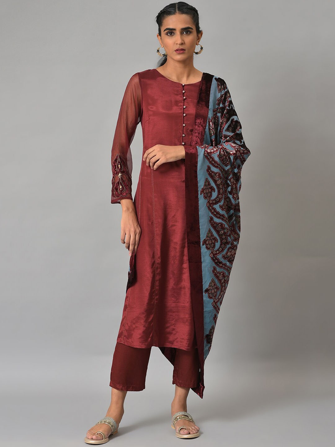 

WISHFUL Regular Beads And Stones Kurta With Trousers & Dupatta, Brown