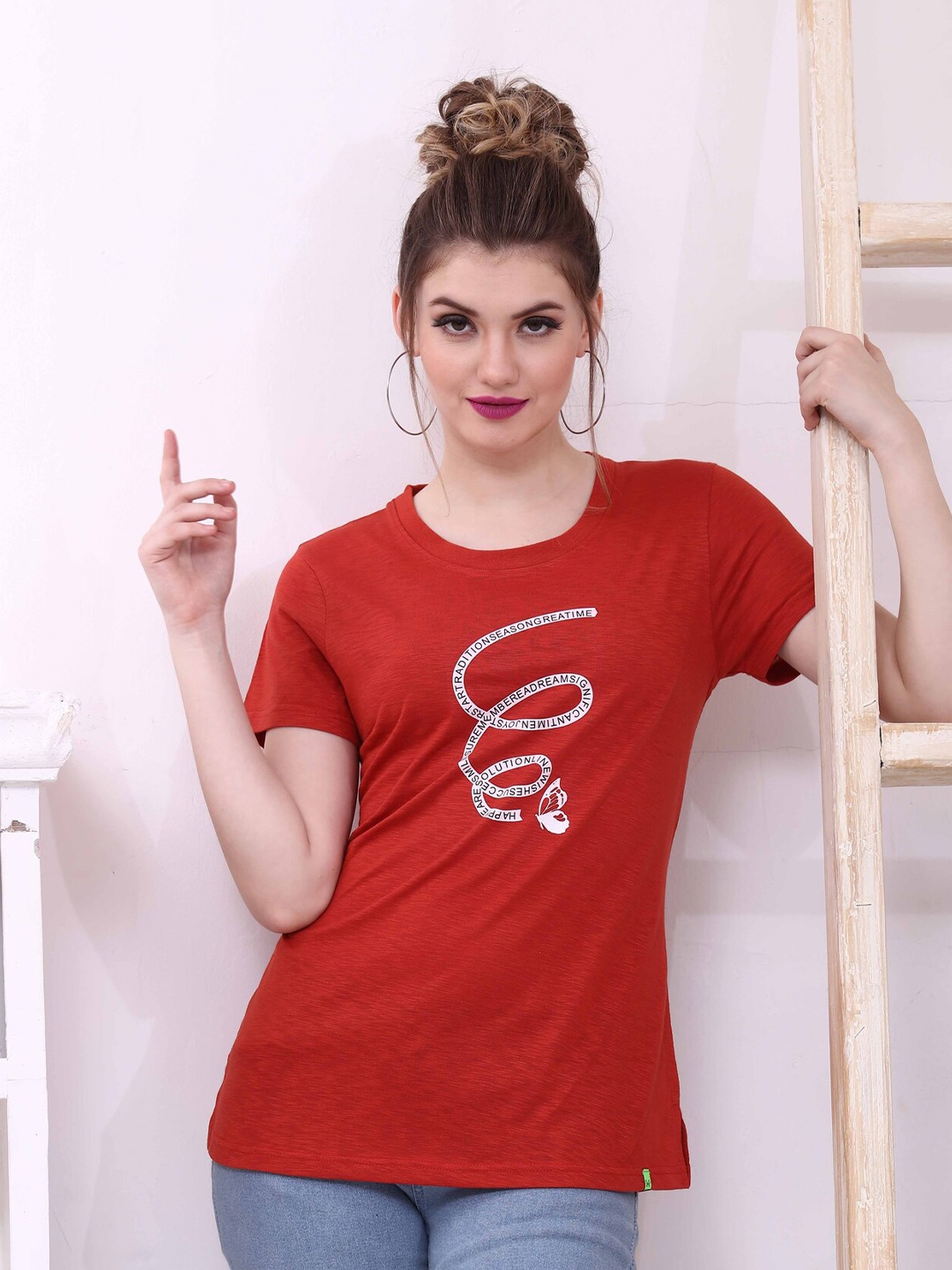 

TITTLI Graphic Printed T-shirt, Red