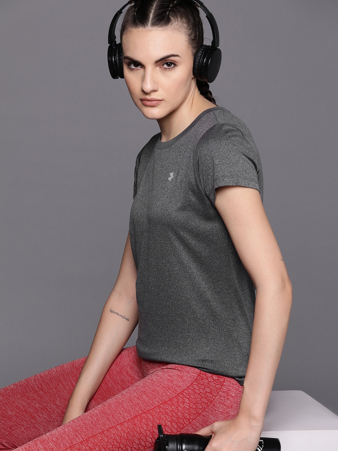 

UNDER ARMOUR Loose Tech Longline T-shirt, Grey
