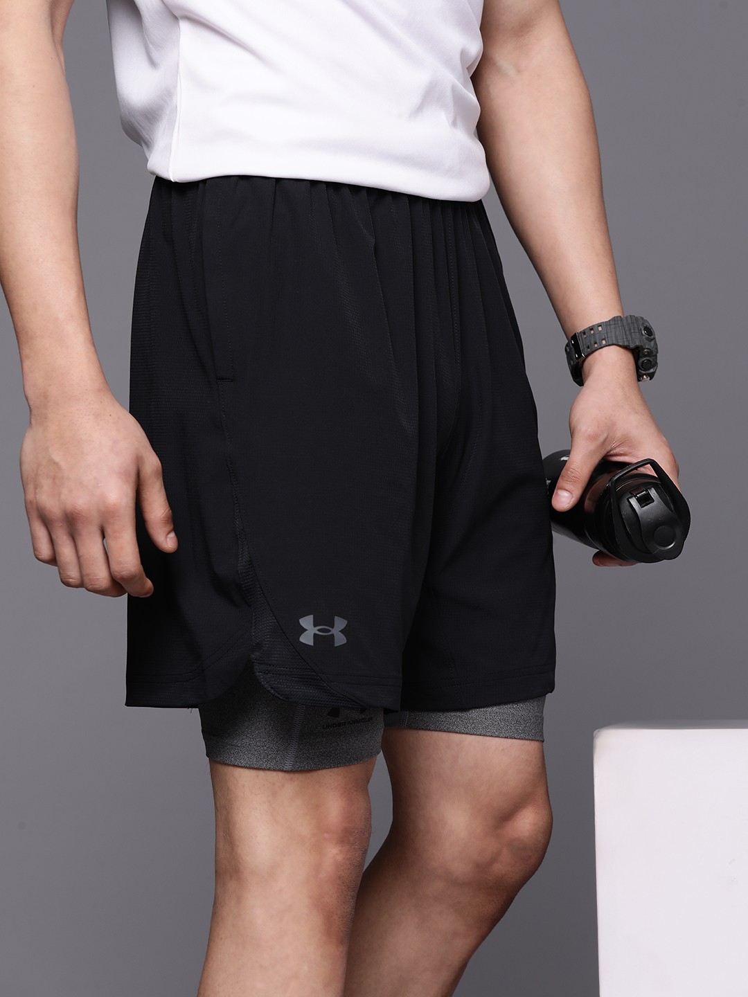 

UNDER ARMOUR Men Mid-Rise Skinny Fit Heat Gear Compression Shorts, Grey