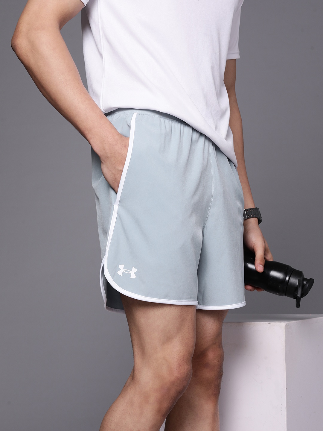 

UNDER ARMOUR Men Fitted Hiit Woven Shorts, Blue