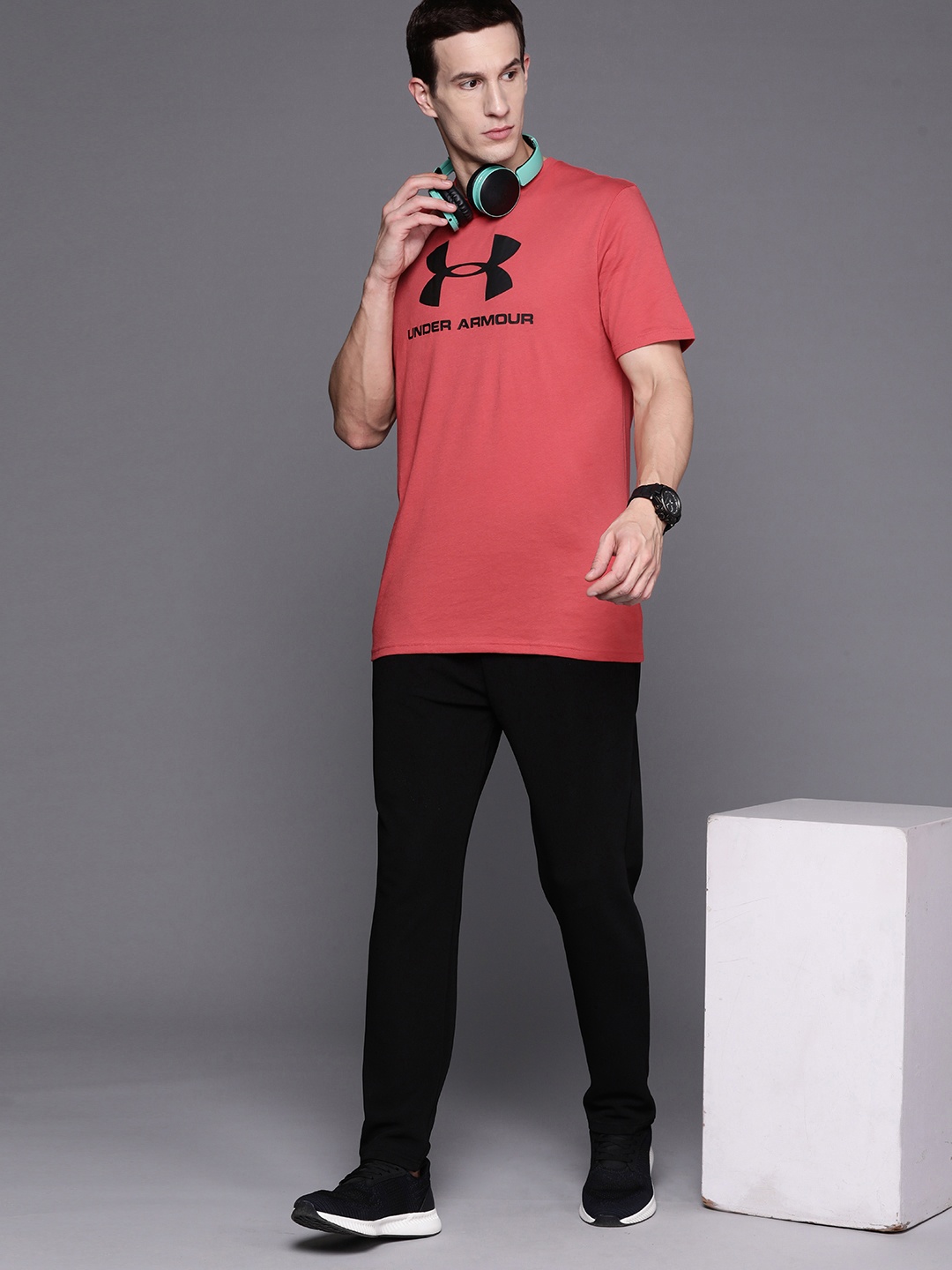 

UNDER ARMOUR Brand Logo Printed Loose Fit Sportstyle T-shirt, Red