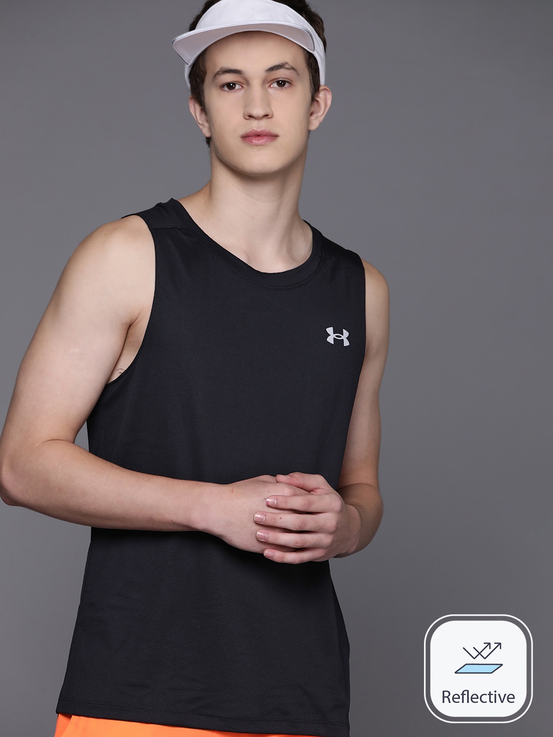 

UNDER ARMOUR Slim Fit Cool Switch Running T-shirt, Black
