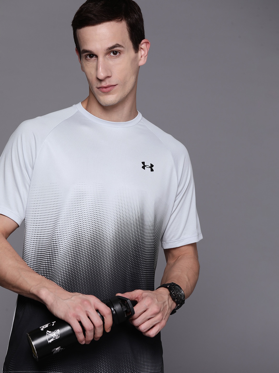 

UNDER ARMOUR Tech Fade Short Sleeve Anti Odour T-shirt, Grey