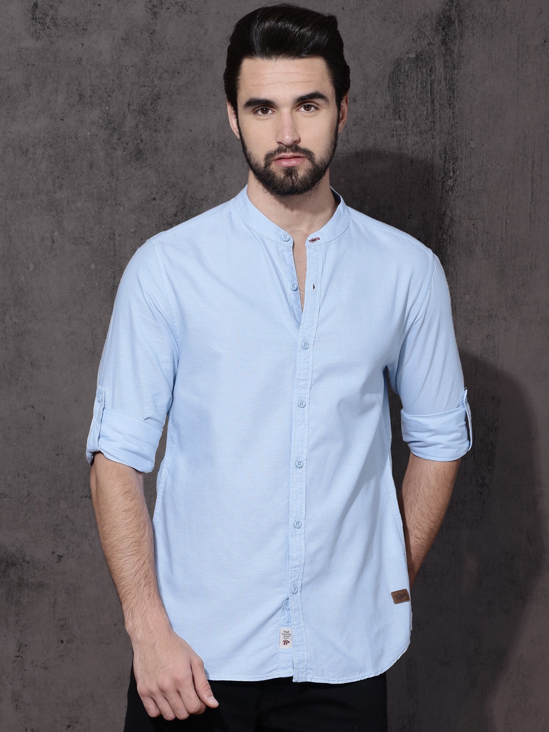 

Roadster Men Blue Slim Fit Solid Casual Shirt