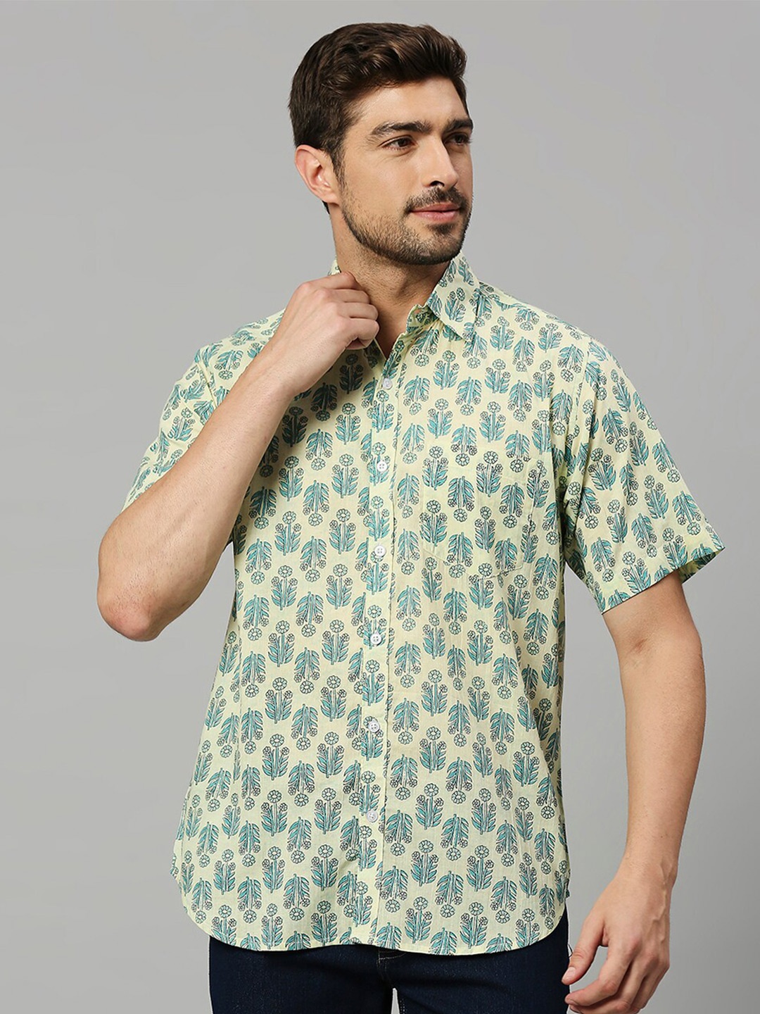 

RAJUBHAI HARGOVINDAS Relaxed Floral Printed Cotton Casual Shirt, Green