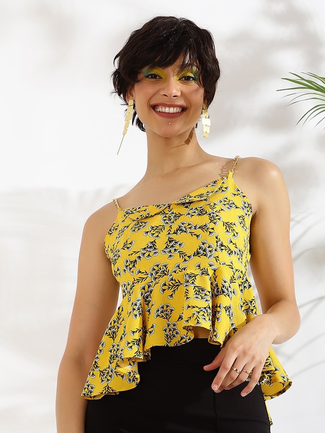 

KASSUALLY Shoulder Straps Floral Print Top, Yellow