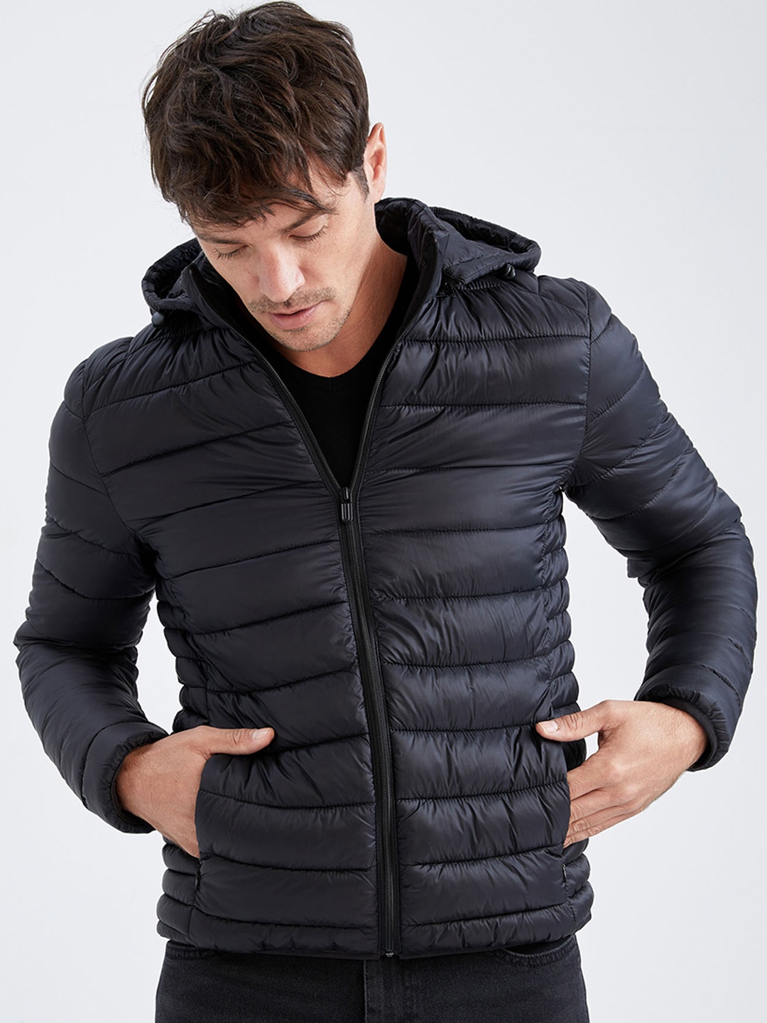 

DeFacto Hooded Long Sleeves Puffer Jacket, Black