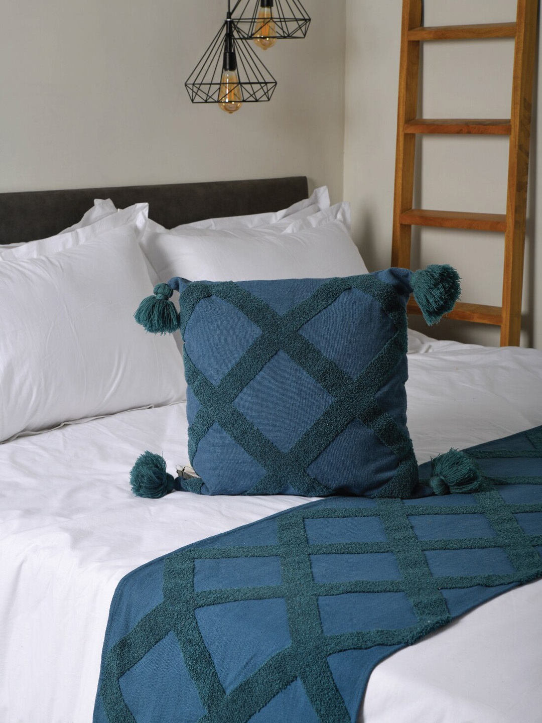 

THE SEWING CREST Blue Textured Bed Runners