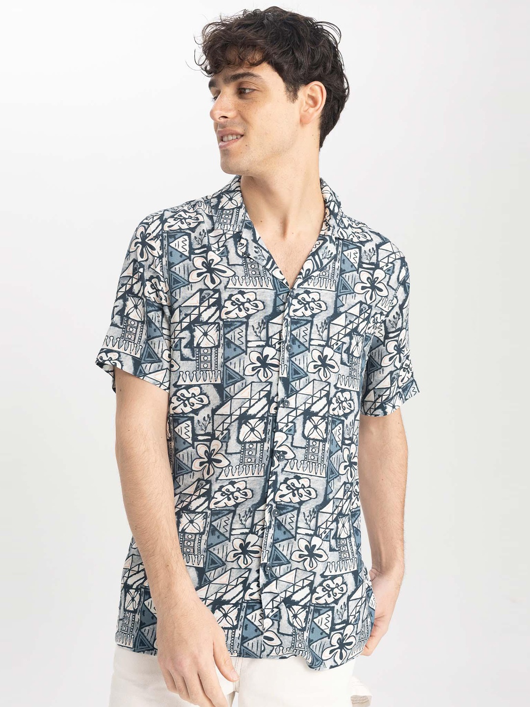 

DeFacto Abstract Printed Opaque Casual Shirt, Blue