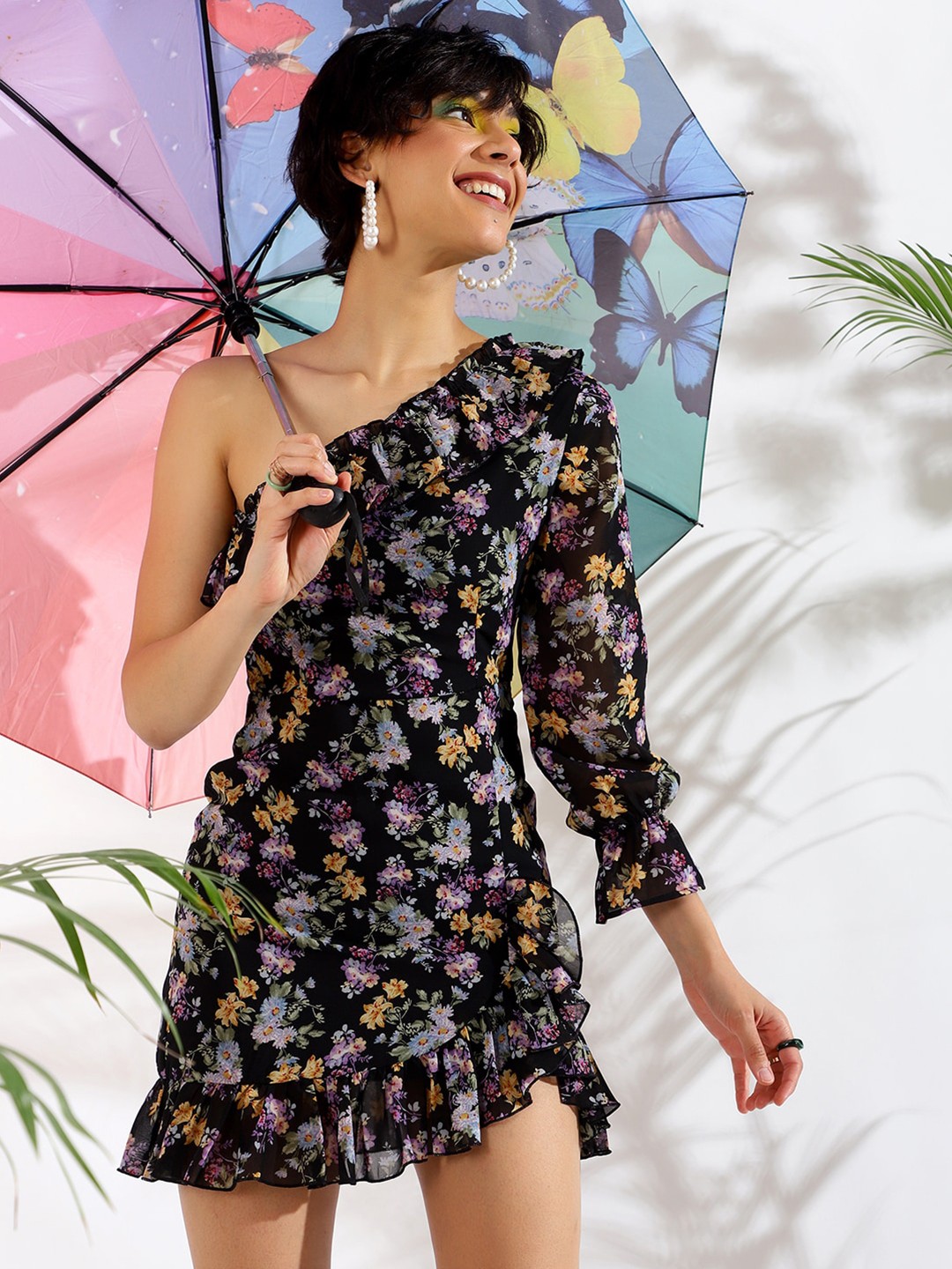 

KASSUALLY Black Floral Printed One Shoulder Ruffles Mini Dress