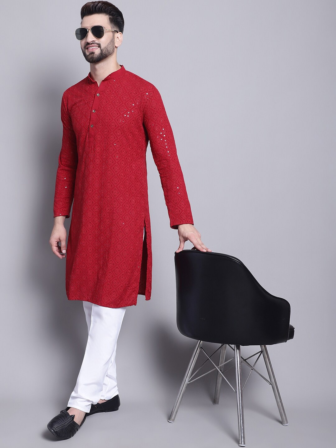 

SOJANYA Embroidered Sequined Pure Cotton Kurta with Pyjamas, Maroon