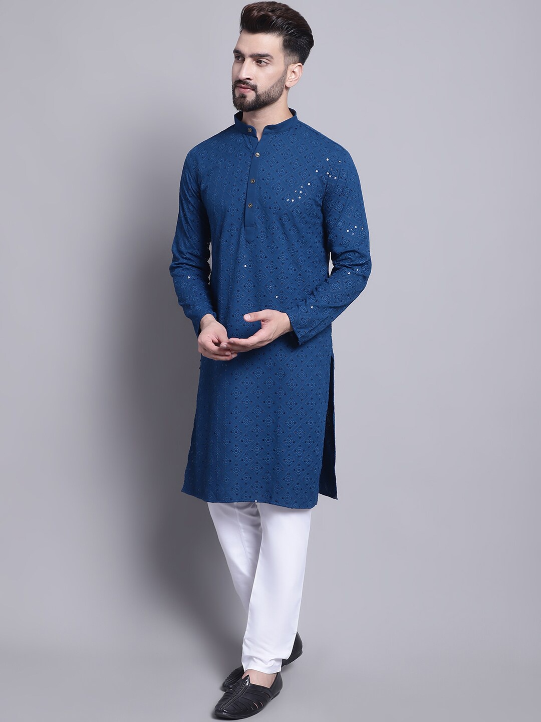 

SOJANYA Geometric Embroidered Pure Cotton Kurta With Churidar, Teal