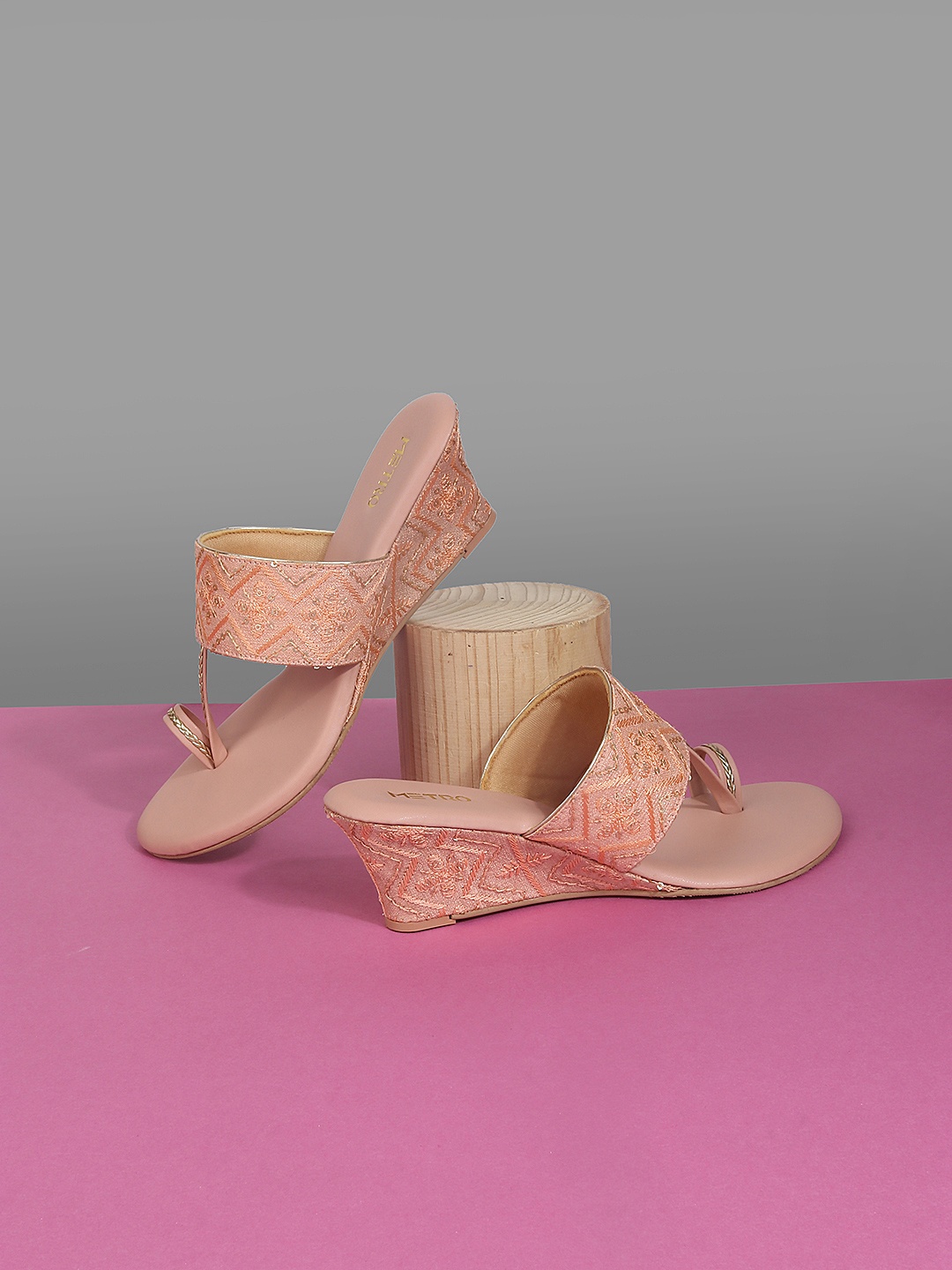 

Metro Embroidered Wedge Heels, Pink