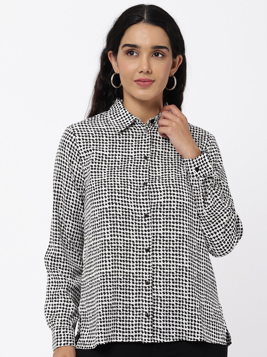 

R&B White Checked Shirt Style Top