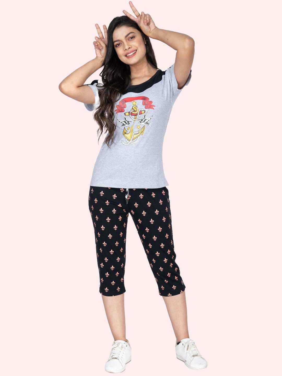 

StyleAOne Printed Pure Cotton T-shirt with Capris, Black