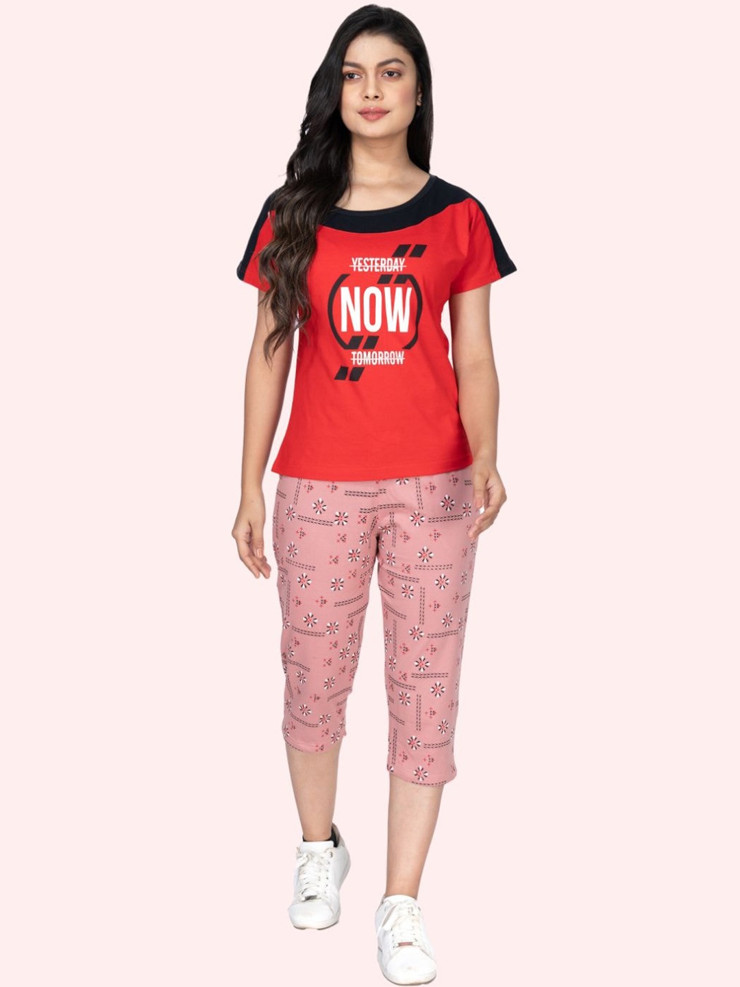 

StyleAOne Pure Cotton Printed T-shirt With Capris, Red