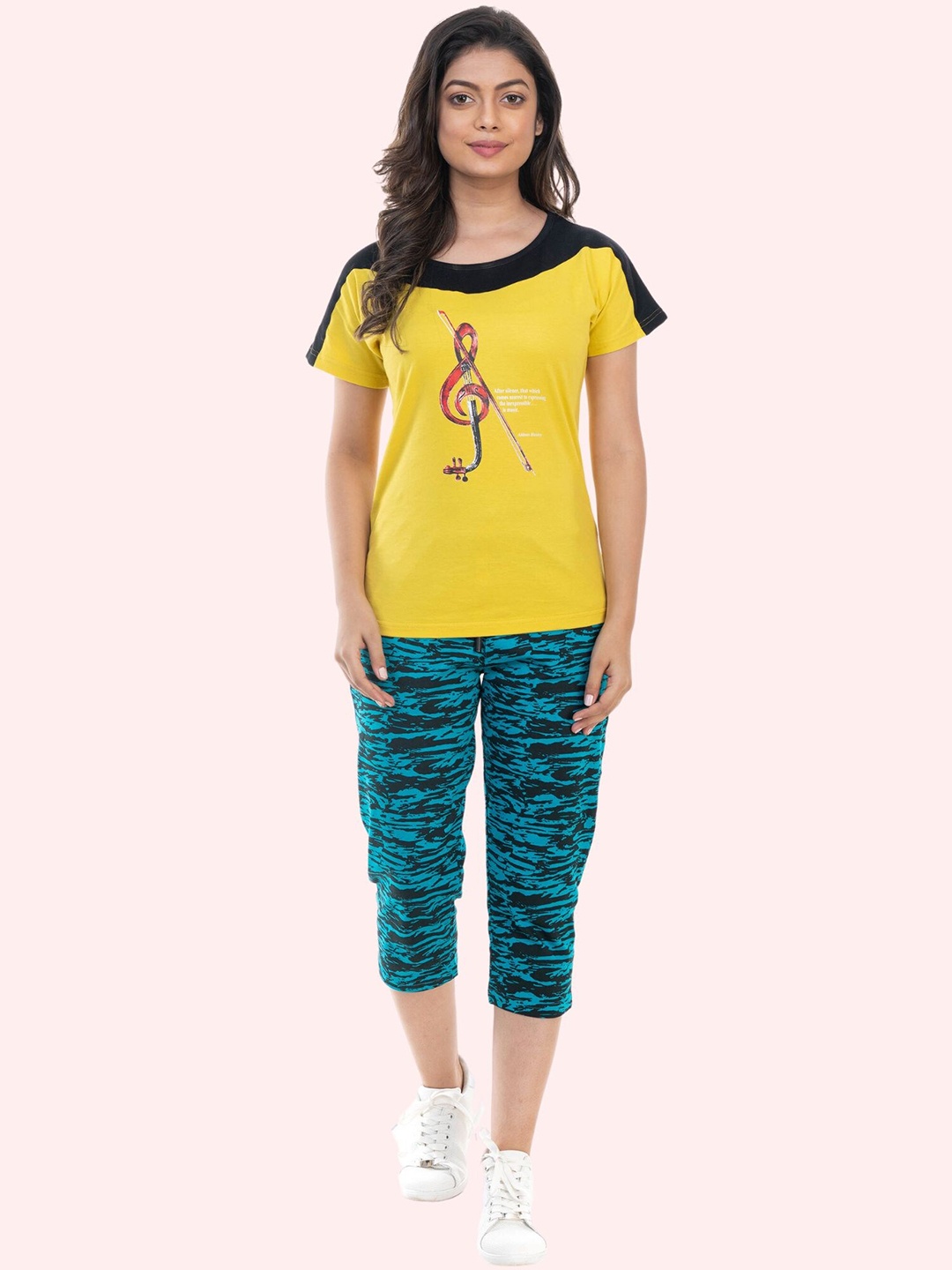 

StyleAOne Pure Cotton Printed T-shirt With Capris, Yellow