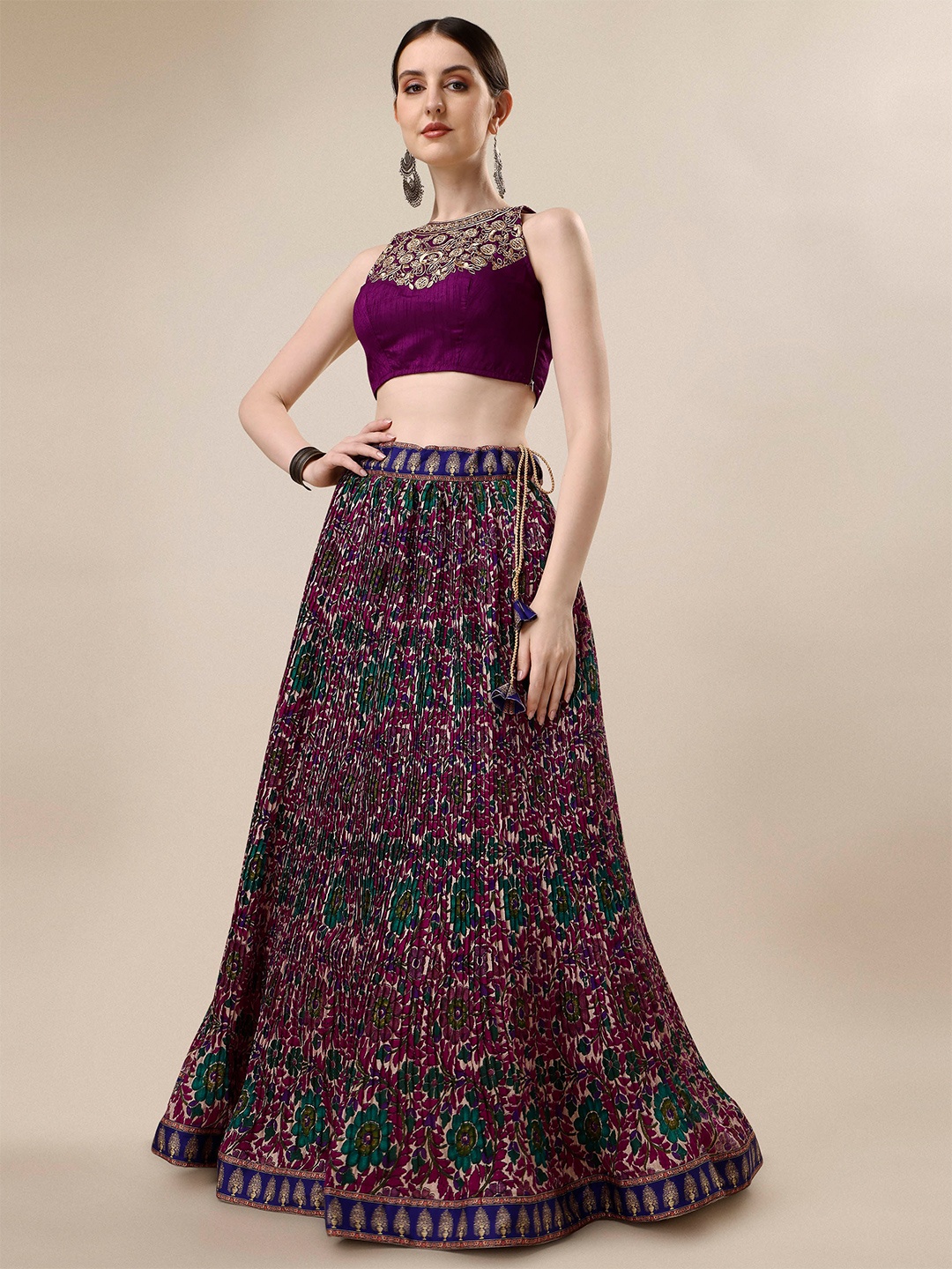 

SAPTRANGI Printed Foil Print Semi-Stitched Lehenga & Unstitched Blouse With Dupatta, Green