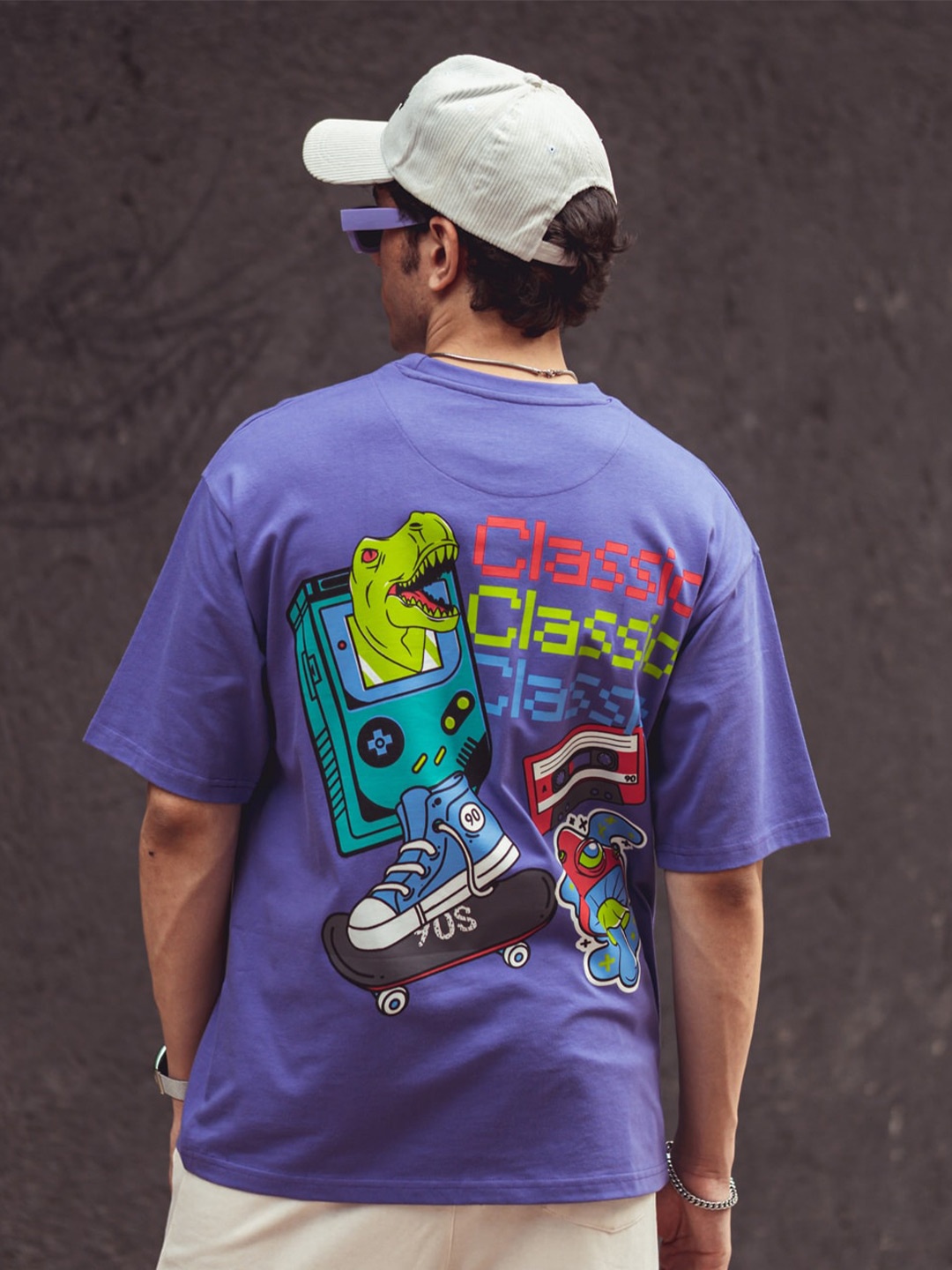 

Powerlook Purple Graphic Printed Oversized T-shirt