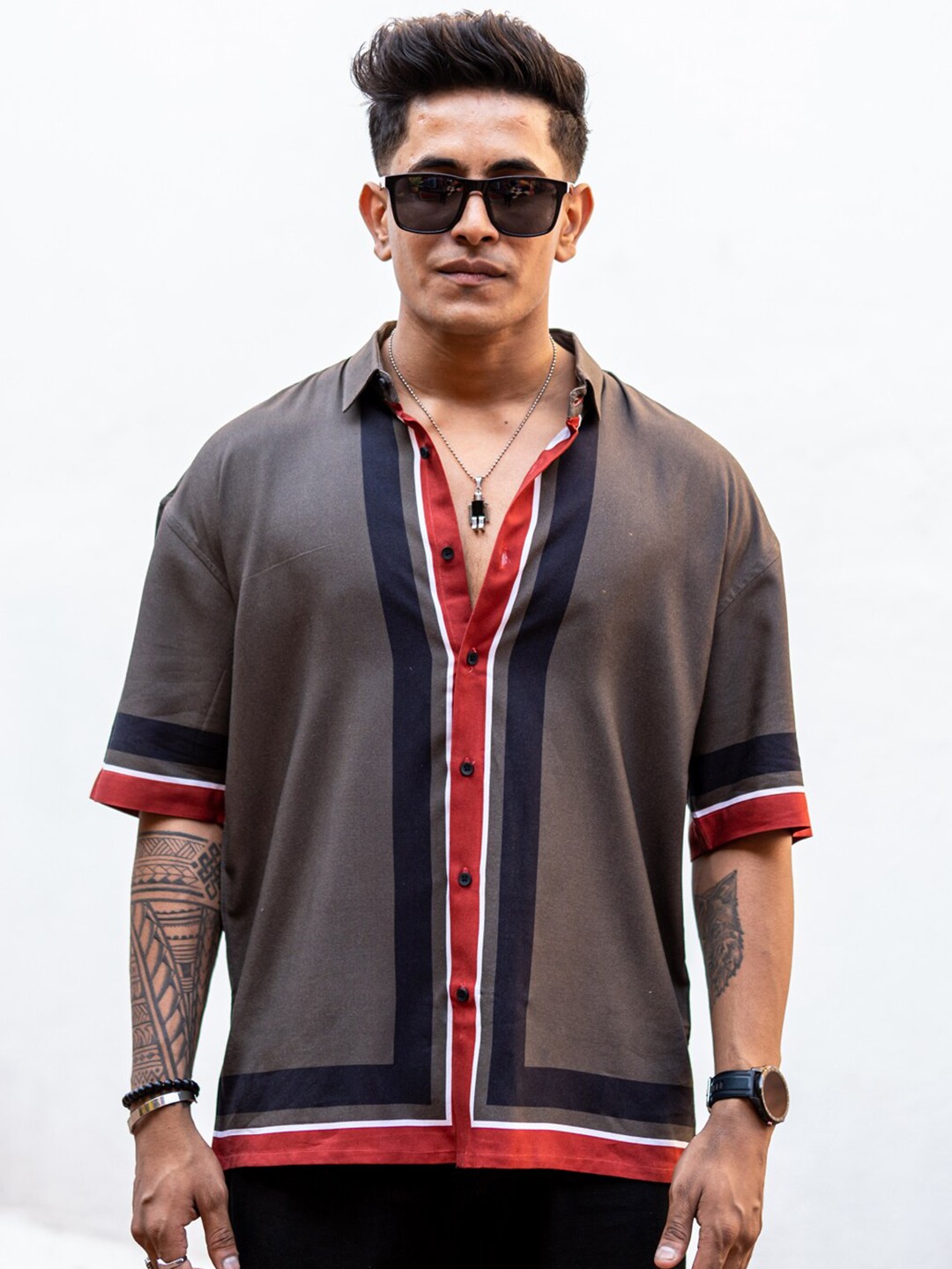 

Powerlook Men Grey Boxy Opaque Drop Shoulder Casual Shirt