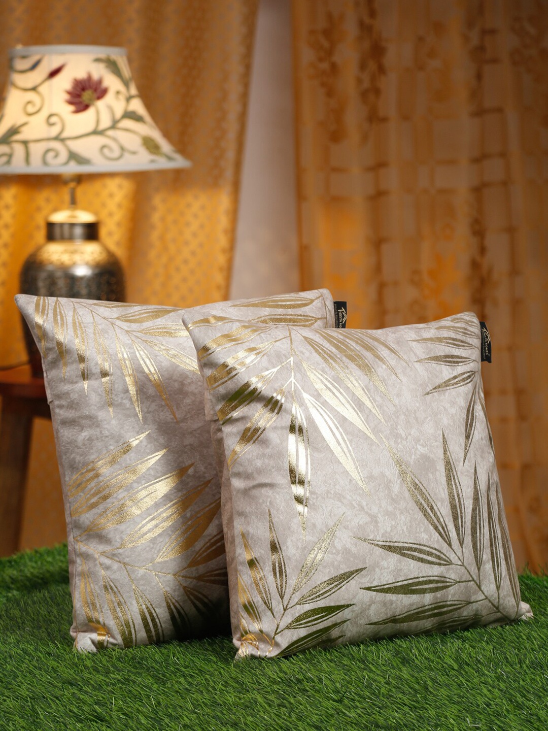 

HOSTA HOMES Cream-Coloured & Gold-Toned 2 Pieces Floral Velvet Square Cushion Covers