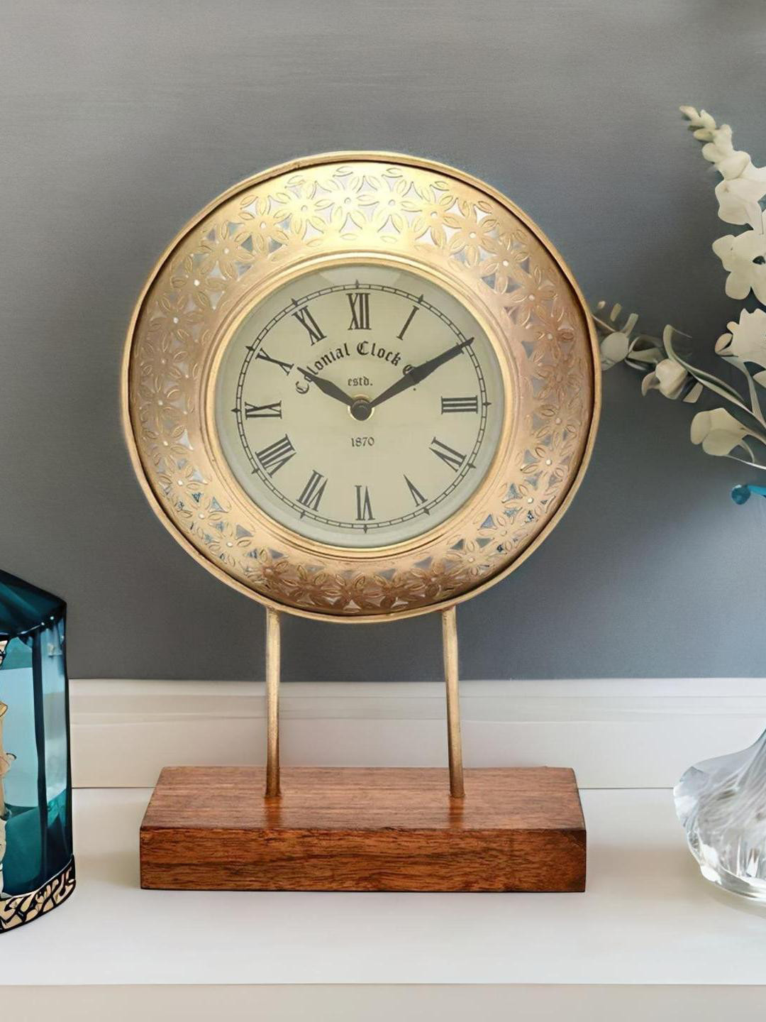 

Athome by Nilkamal Brown & Gold-Toned Vintage Table Clock