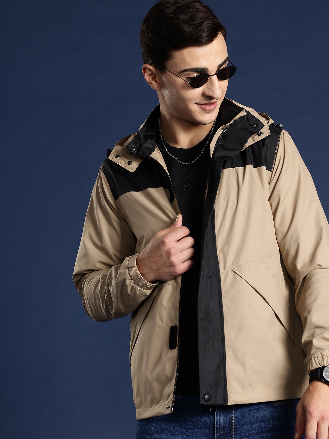 

Mast & Harbour Men Solid Tailored Jacket, Beige
