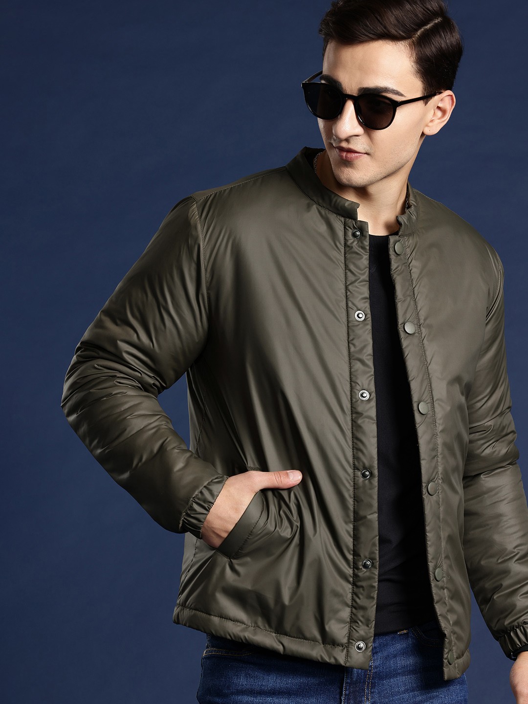 

Mast & Harbour Men Solid Padded Jacket, Olive