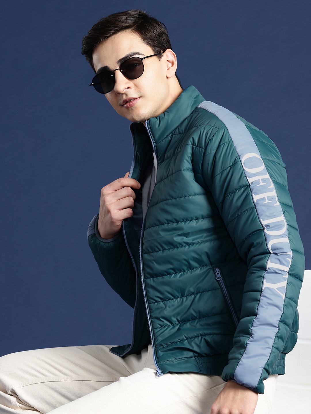 

Mast & Harbour Men Printed Detail Bomber Jacket, Teal